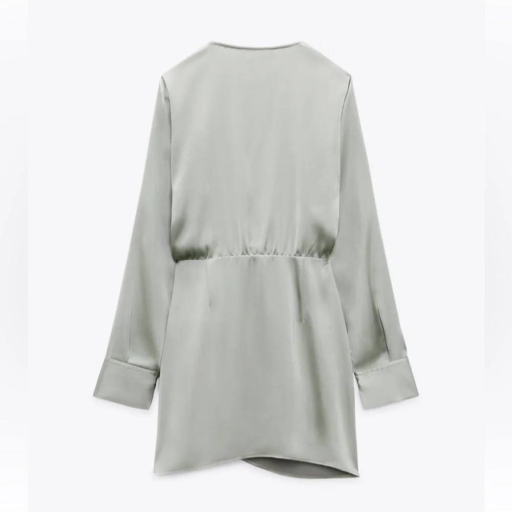 [ ₹1400 ] Zara Satin Dress - Picture 4 of 7